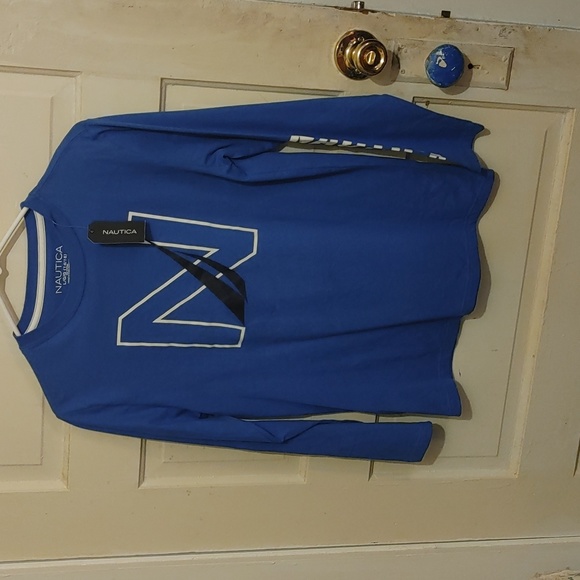 Nutica long sleeve shirt. - Picture 4 of 4